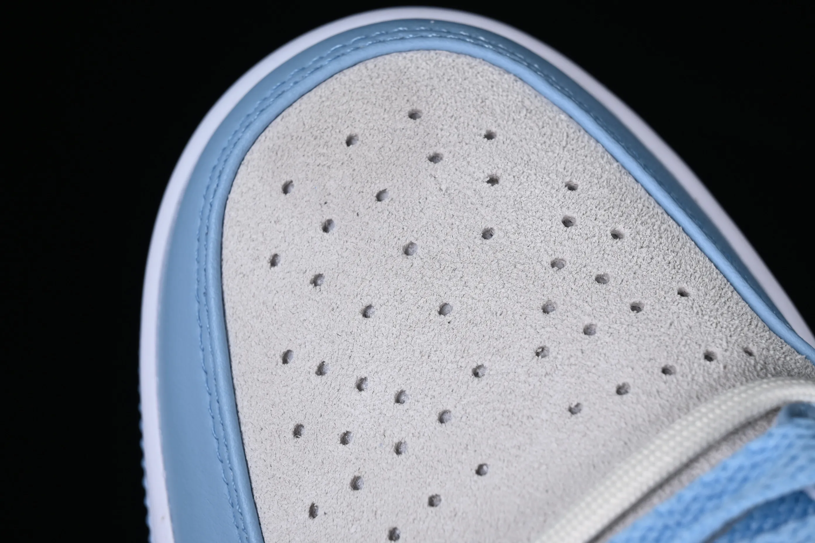 All categories Air Jordan Jordan series basketball shoes Air Jordan 1 Low Z version Air Jordan 1 Low AJ1 Joe 1 University blue strap purple hook low-top basketball shoes DC0774-050